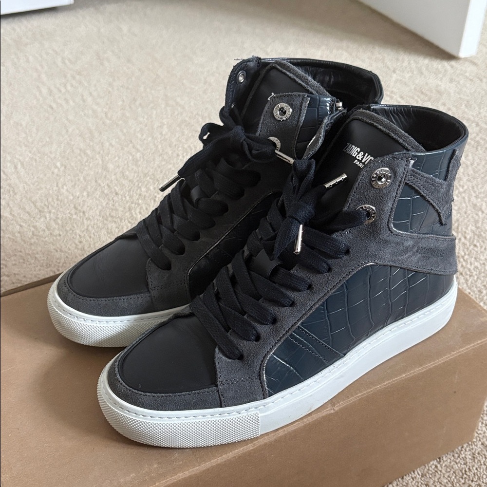 Zadig & Voltaire Black High-Top Sneakers Flash Embossed bleu de Gris EUC Size 37 - Picture 8 of 8